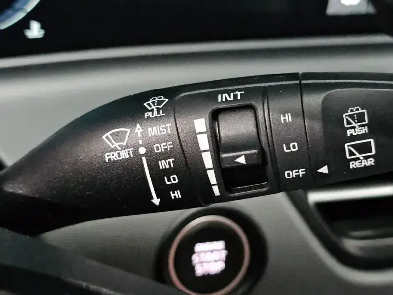 2023 Kia Seltos с пробегом 44 268 км