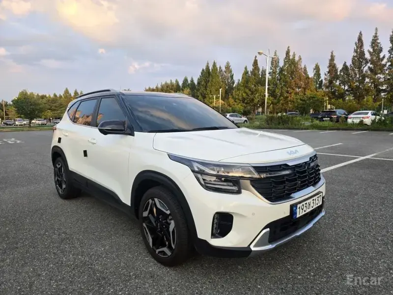 2023 Kia Seltos с пробегом 11 840 км