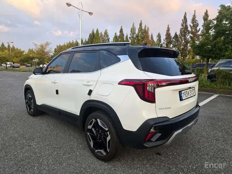 2023 Kia Seltos с пробегом 11 840 км