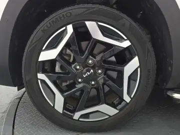 2024 Kia Seltos с пробегом 16 541 км