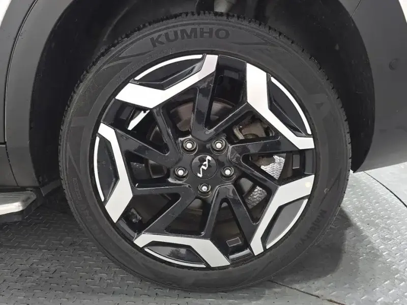 2024 Kia Seltos с пробегом 16 541 км