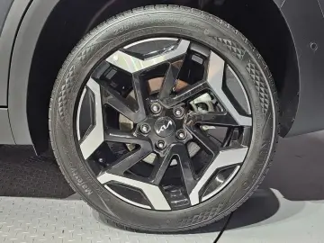 2024 Kia Seltos с пробегом 26 000 км