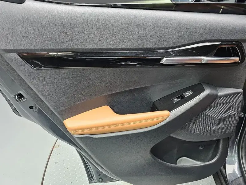2024 Kia Seltos с пробегом 26 000 км