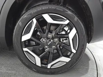 2023 Kia Seltos с пробегом 11 434 км
