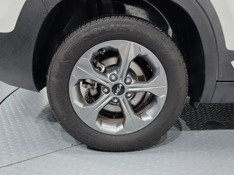 2025 Kia Seltos с пробегом 17 711 км