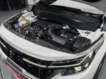 2025 Kia Seltos с пробегом 17 711 км