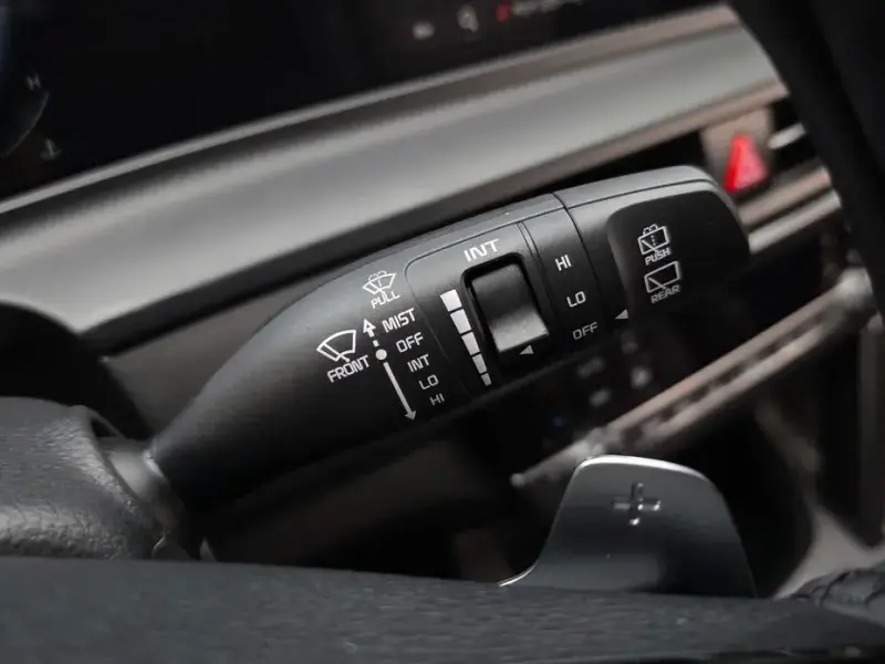 2025 Kia Seltos с пробегом 17 711 км