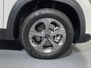 2025 Kia Seltos с пробегом 17 711 км
