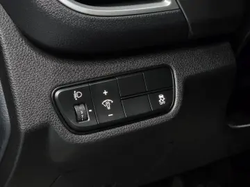 2023 Kia Seltos с пробегом 65 814 км