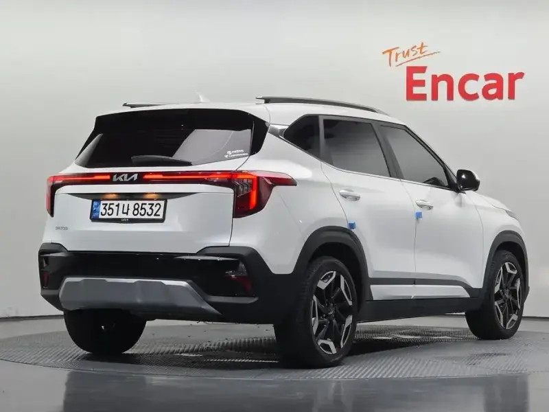 2023 Kia Seltos с пробегом 5 061 км