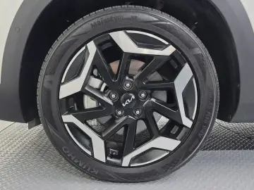 2023 Kia Seltos с пробегом 5 061 км