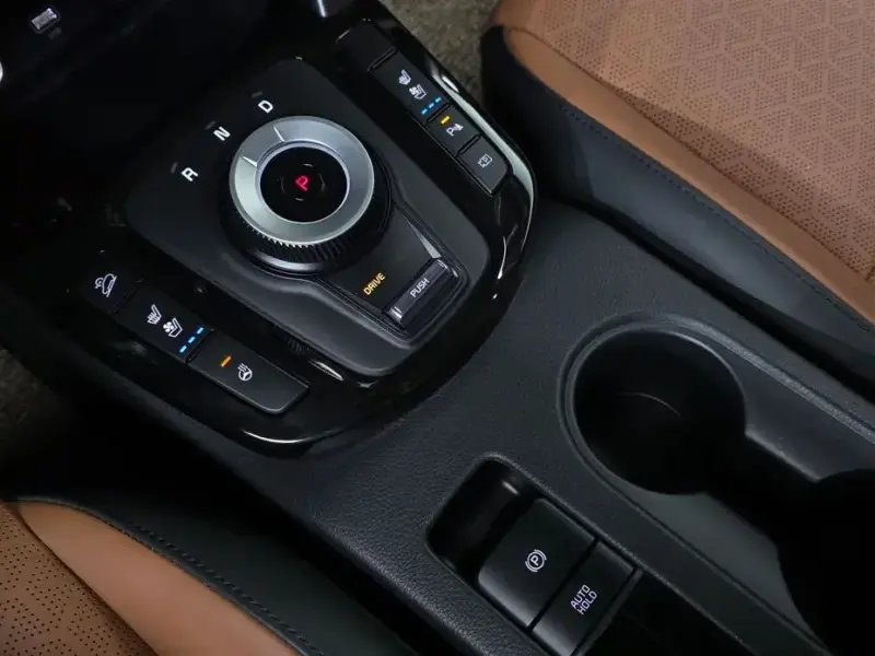 2023 Kia Seltos с пробегом 5 061 км