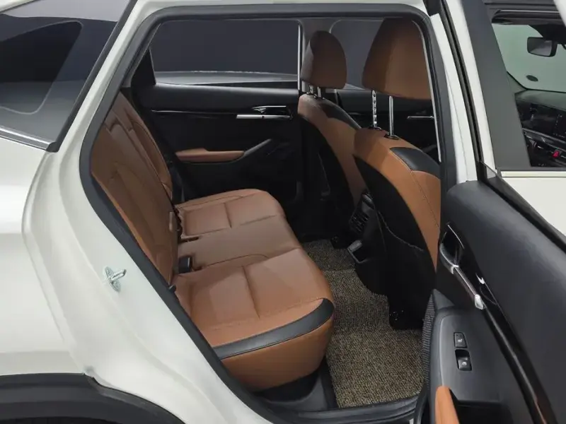 2023 Kia Seltos с пробегом 5 061 км