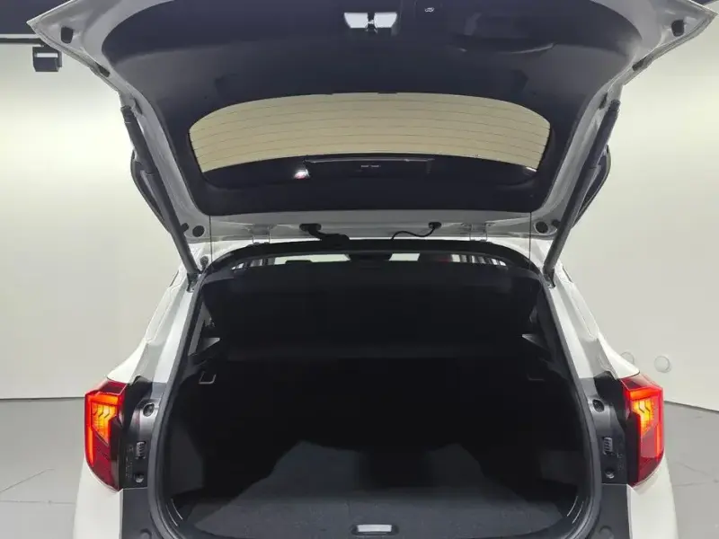2023 Kia Seltos с пробегом 5 061 км