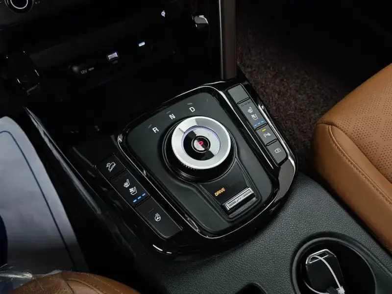 2025 Kia Seltos с пробегом 5 246 км