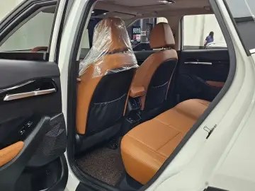 2025 Kia Seltos с пробегом 5 246 км