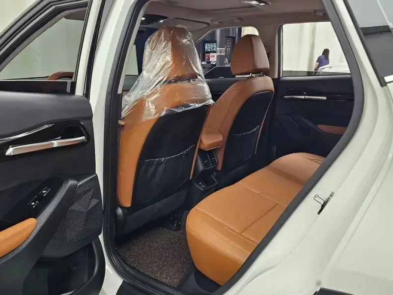 2025 Kia Seltos с пробегом 5 246 км