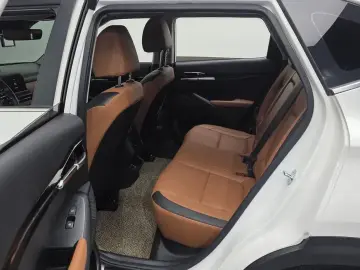 2023 Kia Seltos с пробегом 5 061 км