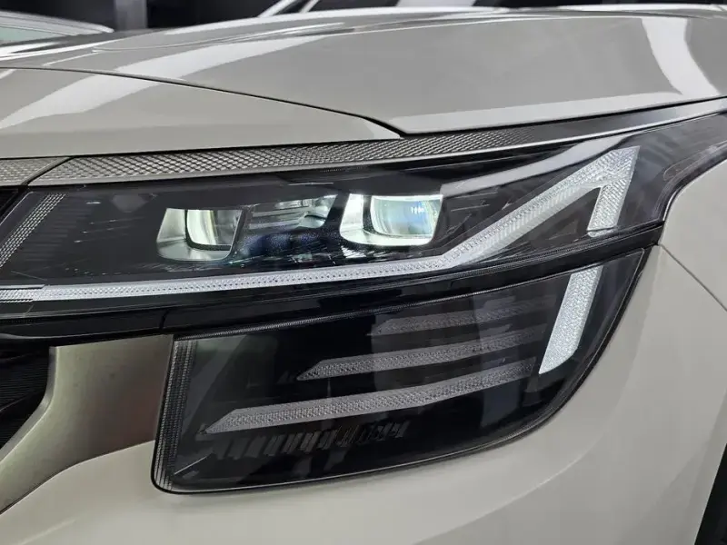 2025 Kia Seltos с пробегом 5 246 км