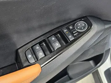 2025 Kia Seltos с пробегом 5 246 км