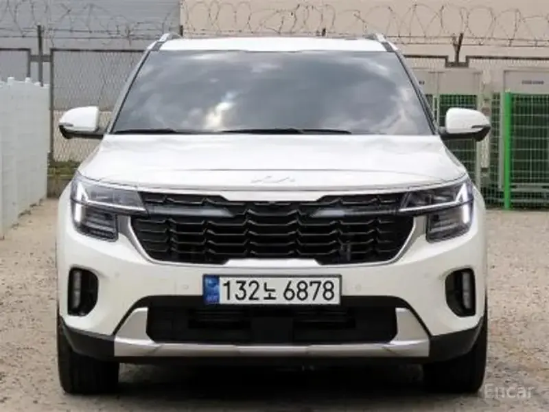 2025 Kia Seltos с пробегом 5 200 км