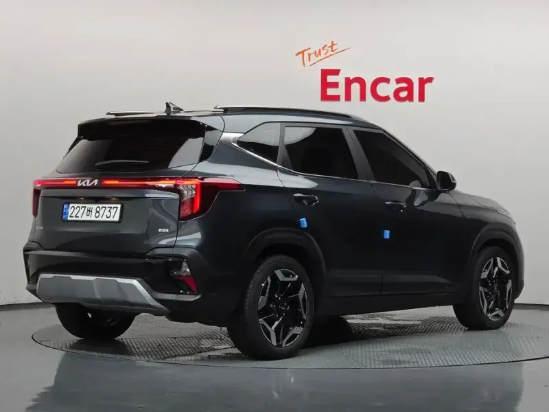 2023 Kia Seltos с пробегом 25 773 км