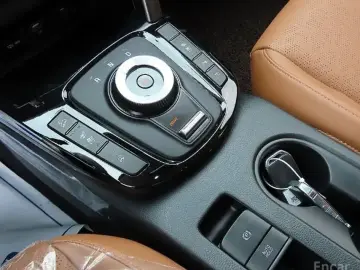 2025 Kia Seltos с пробегом 5 200 км