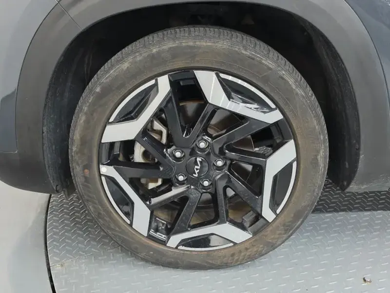 2023 Kia Seltos с пробегом 25 773 км