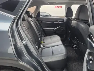 2023 Kia Seltos с пробегом 25 773 км