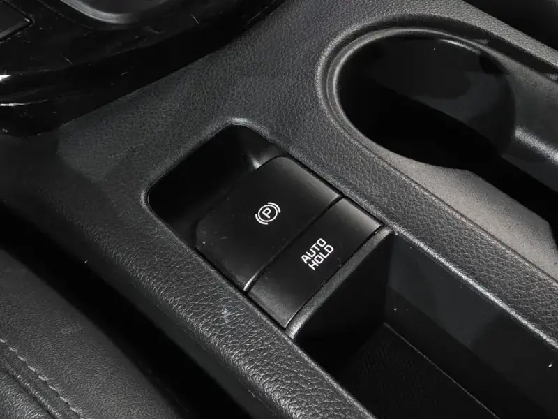 2023 Kia Seltos с пробегом 25 773 км