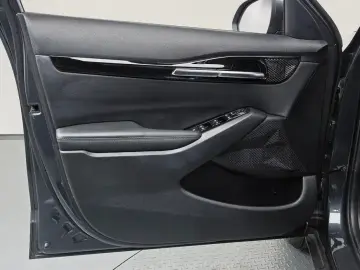 2023 Kia Seltos с пробегом 25 773 км