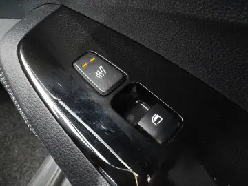 2023 Kia Seltos с пробегом 25 773 км
