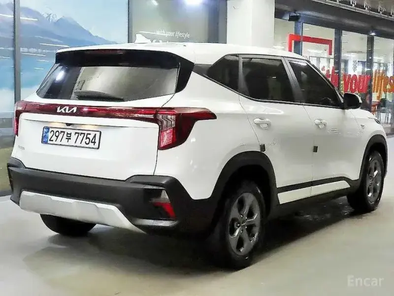 2023 Kia Seltos с пробегом 34 478 км