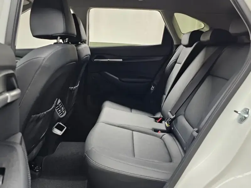 2024 Kia Seltos с пробегом 17 285 км