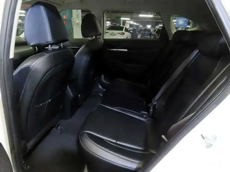 2023 Kia Seltos с пробегом 34 478 км