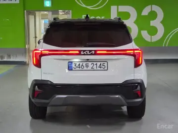 2023 Kia Seltos с пробегом 20 256 км