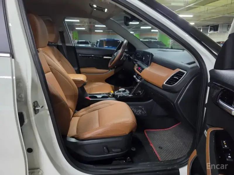 2023 Kia Seltos с пробегом 20 256 км