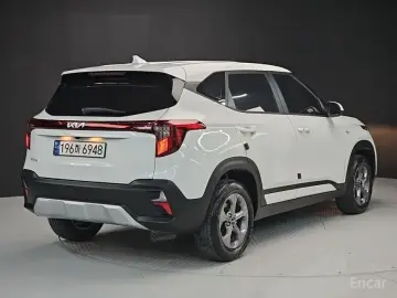 2024 Kia Seltos с пробегом 32 431 км