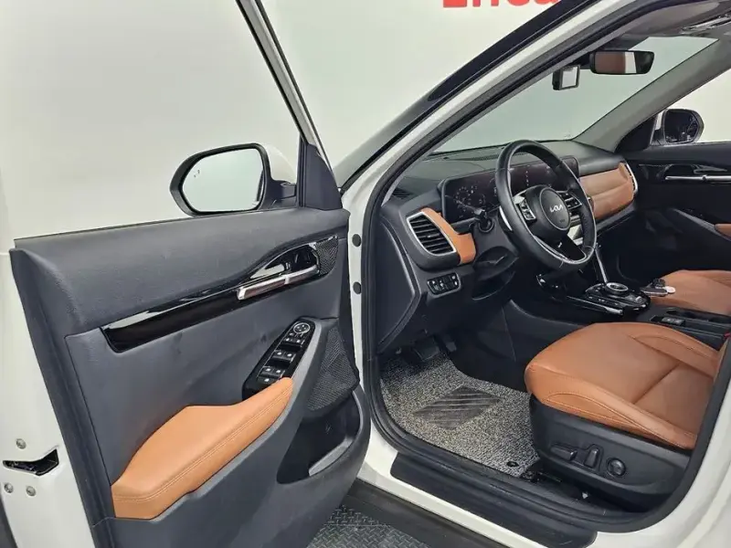 2023 Kia Seltos с пробегом 20 546 км