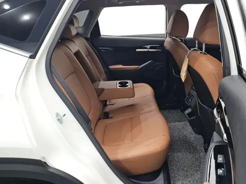 2023 Kia Seltos с пробегом 20 546 км