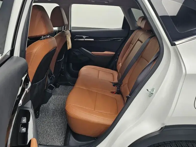 2023 Kia Seltos с пробегом 20 546 км