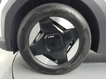 2023 Kia EV9 с пробегом 42 829 км