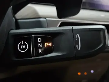 2023 Kia EV9 с пробегом 42 829 км