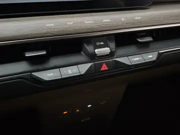 2023 Kia EV9 с пробегом 42 829 км