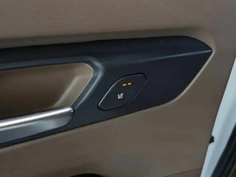 2023 Kia EV9 с пробегом 42 829 км