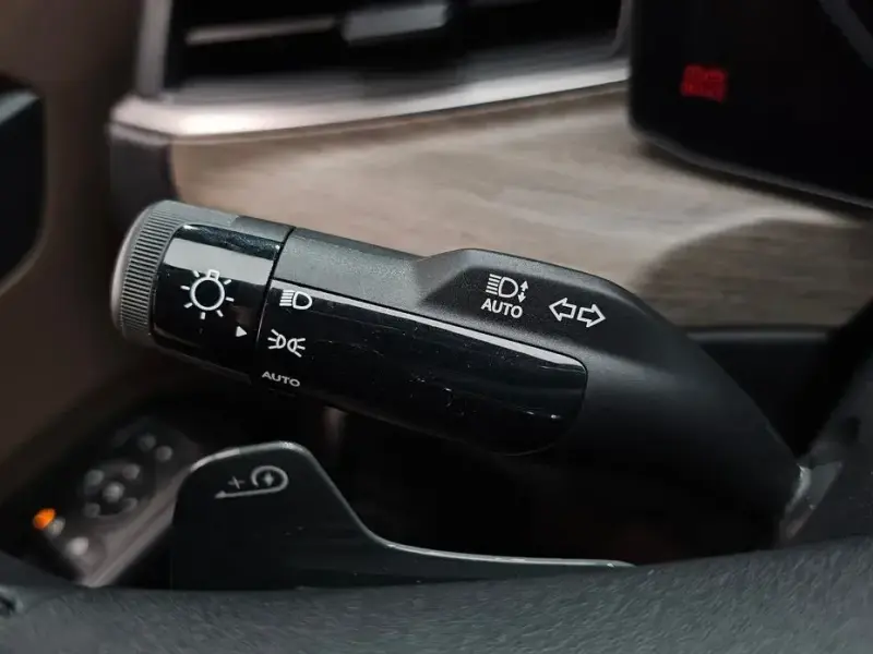 2023 Kia EV9 с пробегом 42 829 км