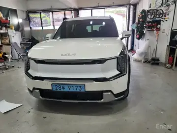 2023 Kia EV9 с пробегом 55 400 км