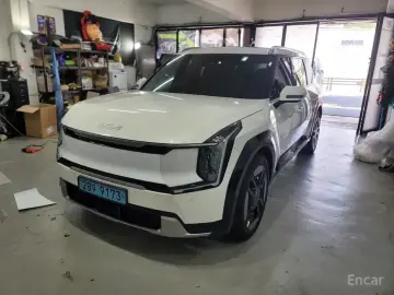 2023 Kia EV9 с пробегом 55 400 км