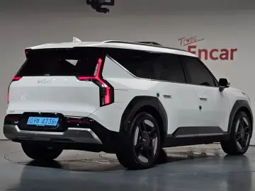 2023 Kia EV9 с пробегом 46 879 км