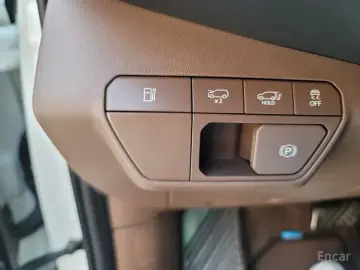 2023 Kia EV9 с пробегом 55 400 км